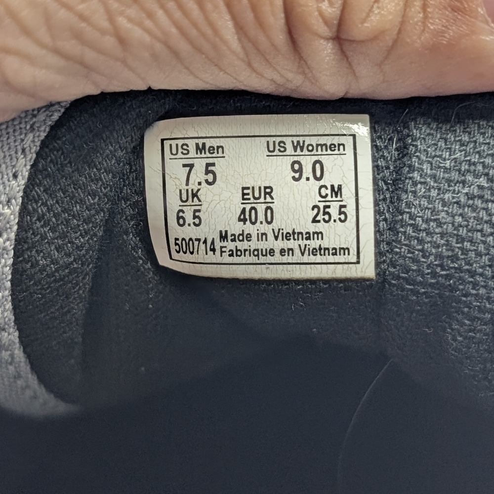 Grey Vans - Picture 4 of 5